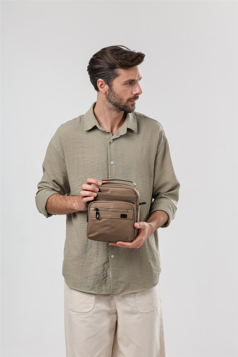 ÇÇS 31683 Askılı Çanta