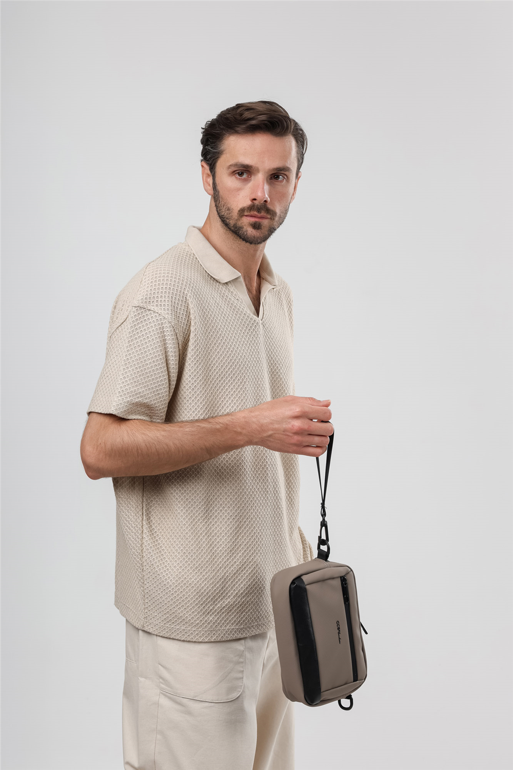 ÇÇS 31718 Askılı Çanta