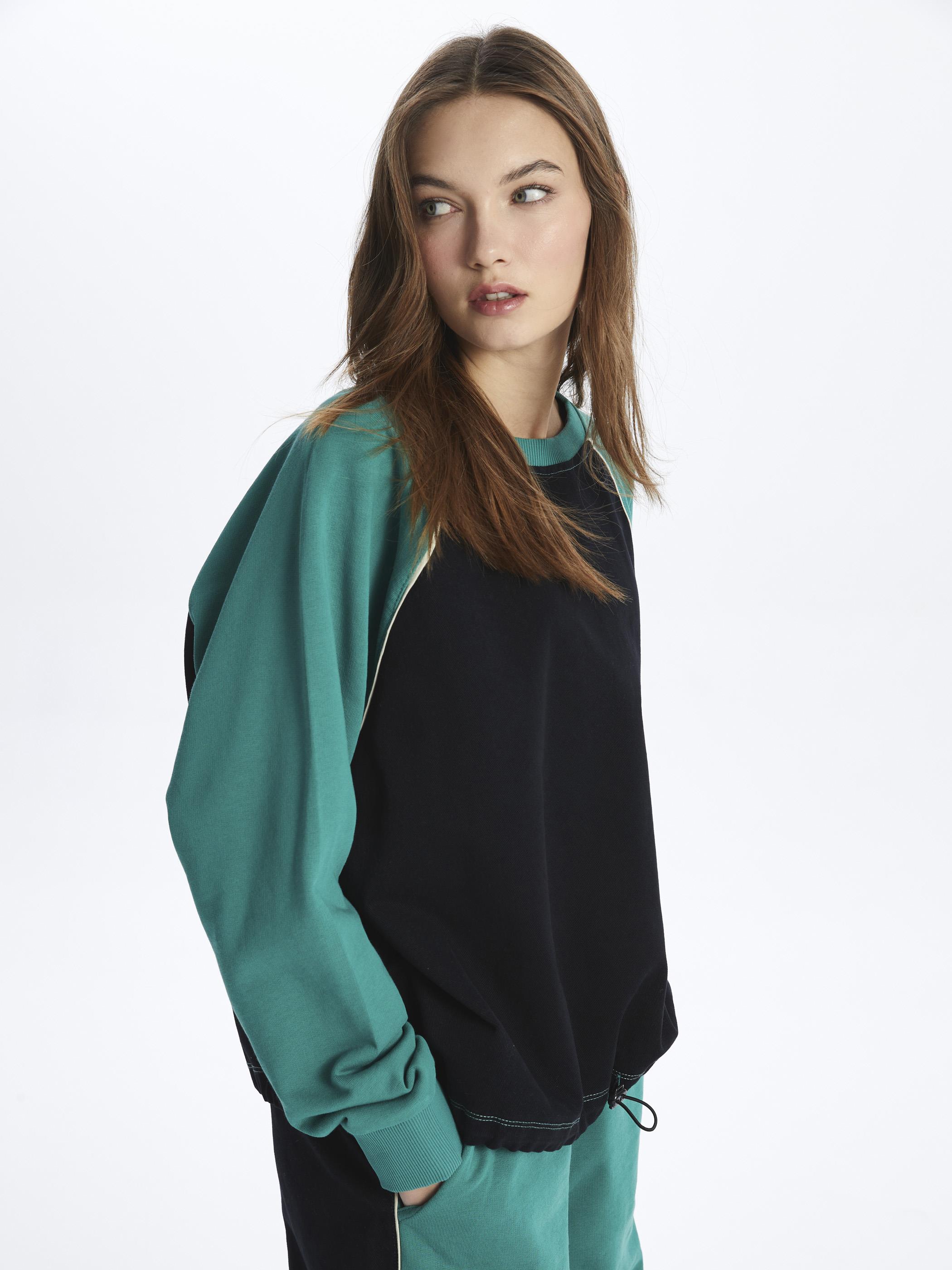 Florida- Bisiklet Yaka Uzun Kol Parçalı Sweatshirt- Siyah Yeşil