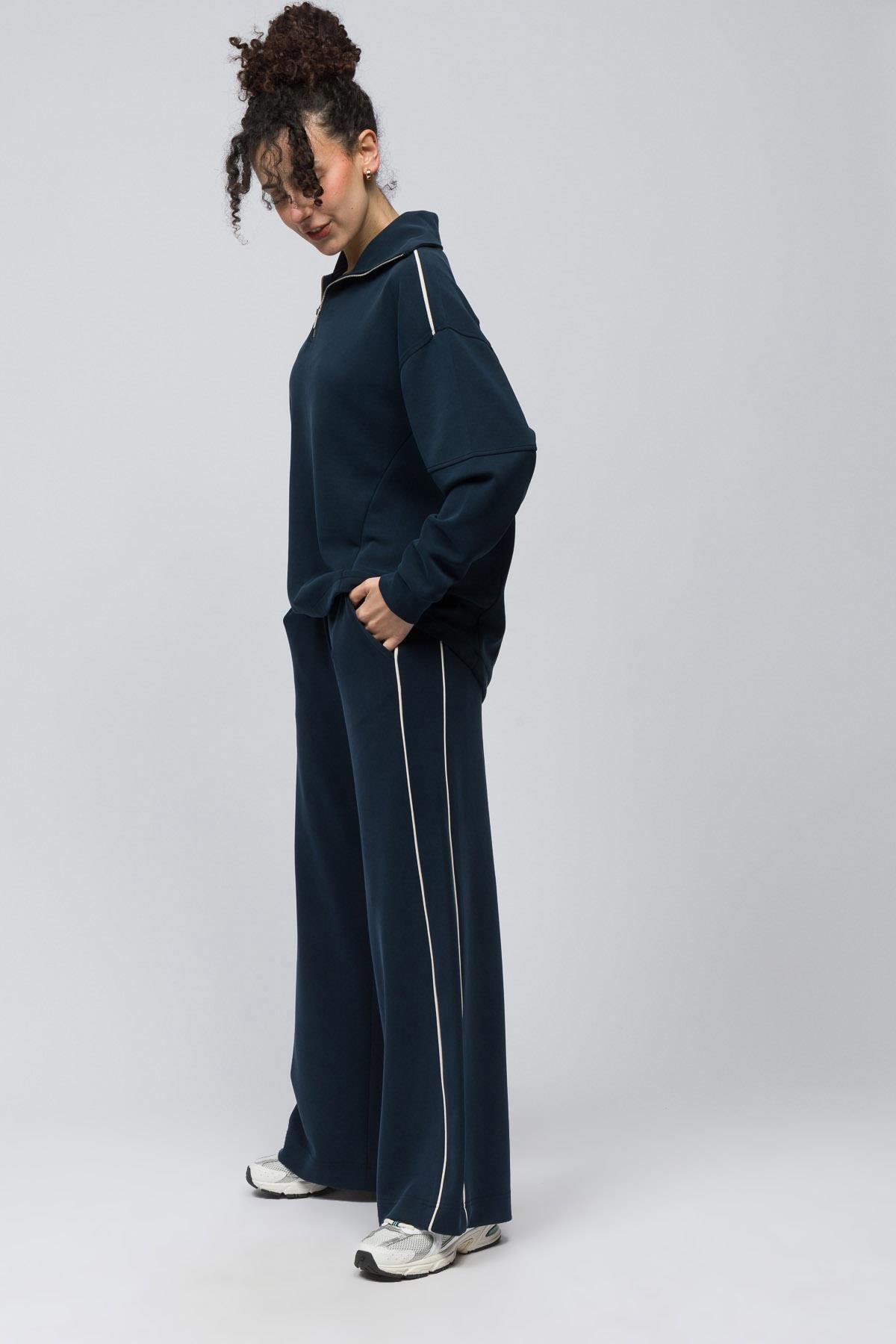 Granada - Çift Biyeli Bol Kesim Beli Lastikli Modal Pantolon - Lacivert Renk