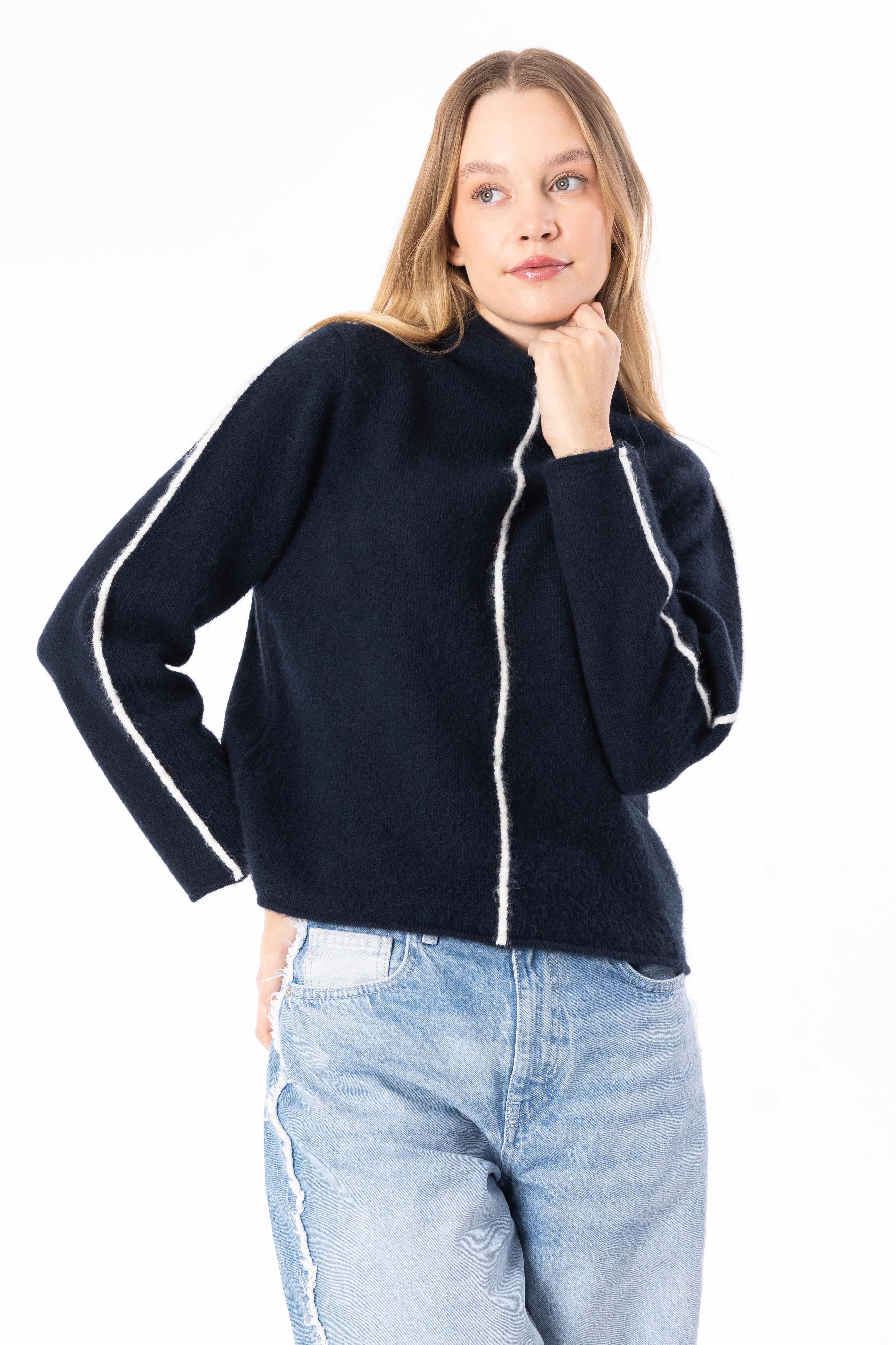 Lublin - Önü Çizgi Detaylı Basic Balıkçı Yaka Triko Kazak - Lacivert Renk