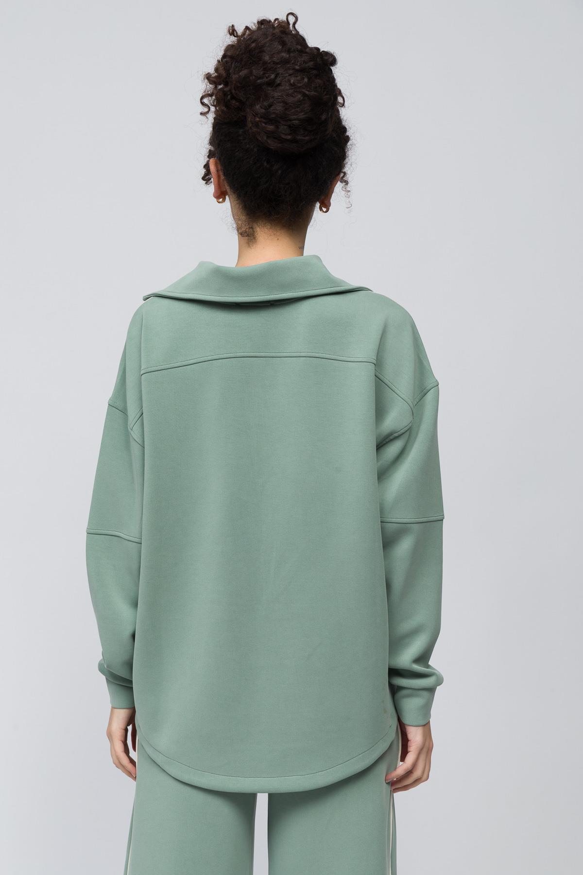 Lugo - Tek Biyeli Oversize Yakası Fermuar Detaylı Önü Kısa Arkası Uzun Modal Sweatshirt - Açık Yeşil Renk