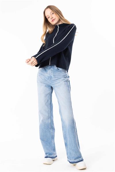 Betis - Yanları Çizgi Detaylı Denim Pantolon - Mavi Renk