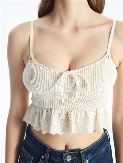 Foggia - Örgü ve Dantel Detaylı Kolsuz Askılı Triko Bluz - Ekru Renk