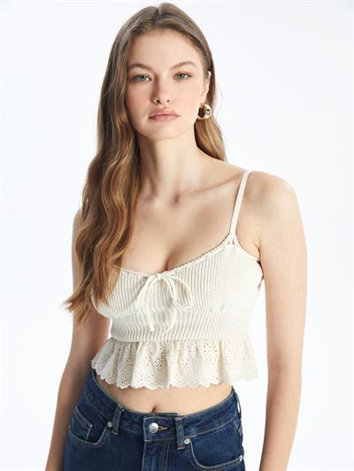 Foggia - Örgü ve Dantel Detaylı Kolsuz Askılı Triko Bluz - Ekru Renk