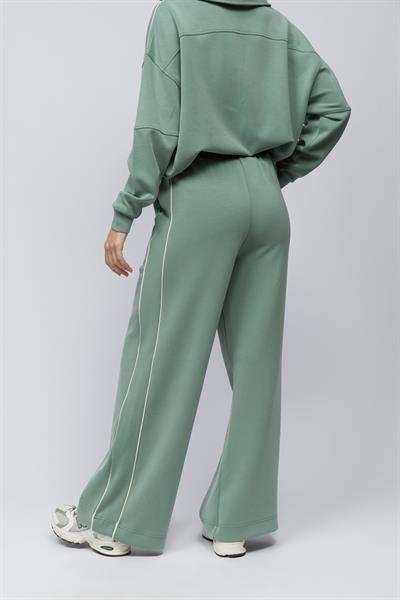 Granada - Çift Biyeli Bol Kesim Beli Lastikli Modal Pantolon - Açık Yeşil Renk