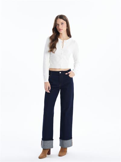 Kosova - Düğme Detaylı ve Bisiklet Yaka Düz Dar Kalıp Triko Hırka  - Beyaz Renk