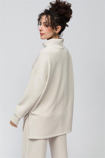 Monza - Balıkçı Yaka Yanları Yırtmaç Detaylı Düz Modal Sweatshirt - Taş Renk