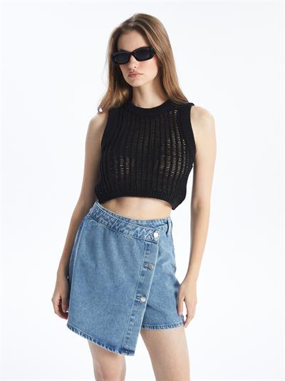 Pordenone - Bisiklet Yaka Ajurlu Crop Fit Kolsuz Triko Bluz - Siyah Renk
