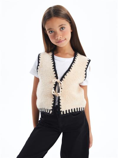 Tipping Vest - Önü Fiyonk Detaylı Triko Yelek - Ekru-Siyah Renk