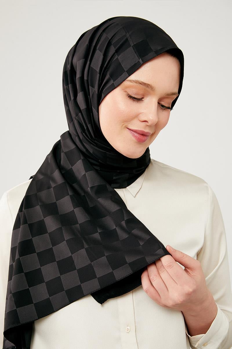Levidor Siyah Dama Desen Jakarlı Elegance Şal