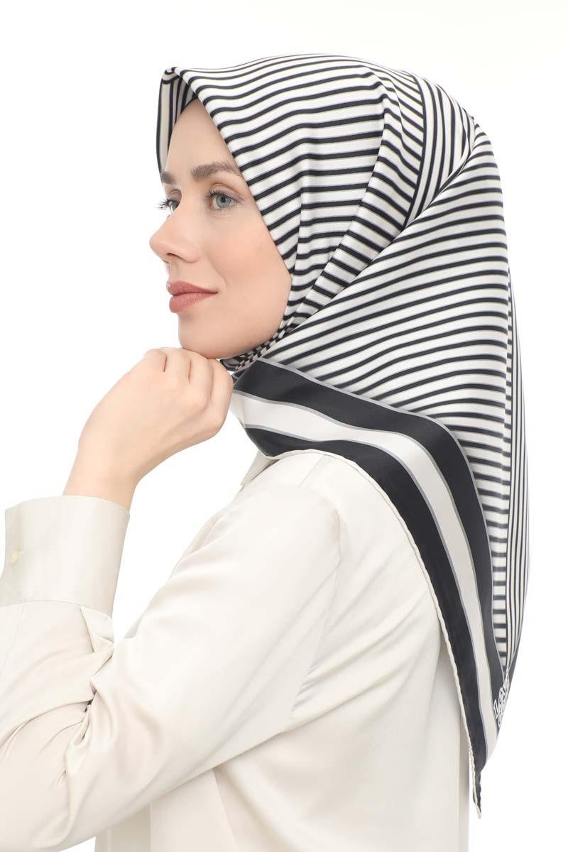 Levidor Siyah Twill Saf İpek Eşarp