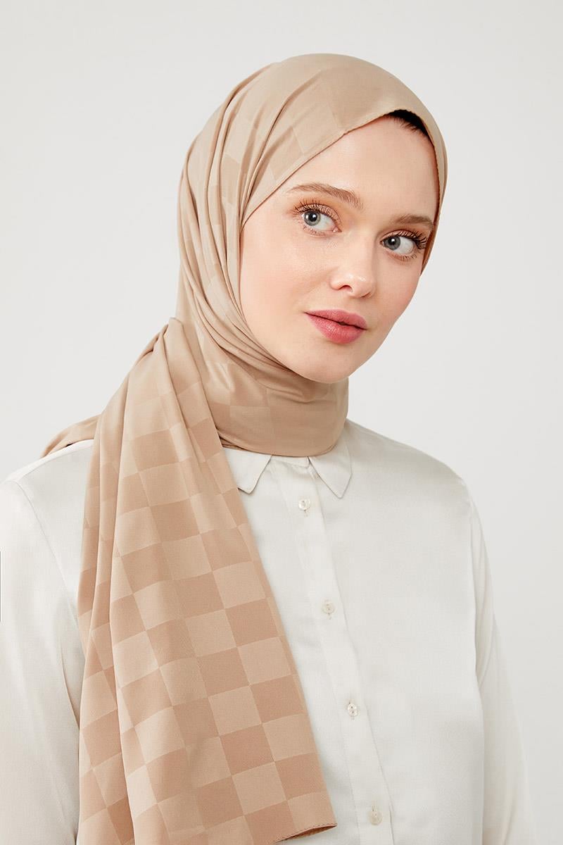 Levidor Sütlü Kahve Dama Desen Jakarlı Elegance Şal