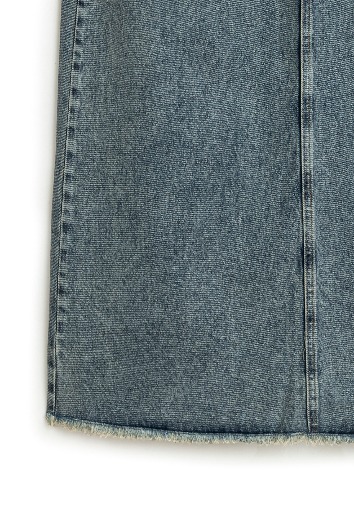 Uzun Püsküllü Denim Etek Eskitme Kot