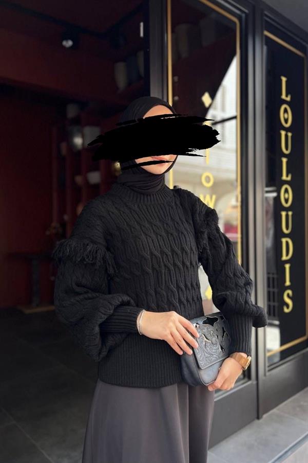 Püsküllü Triko Kazak Siyah