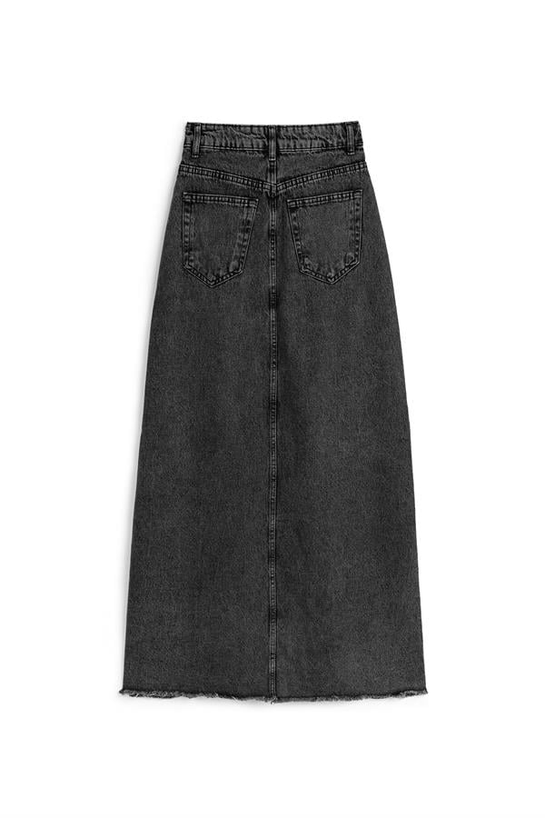Uzun Püsküllü Denim Etek Füme