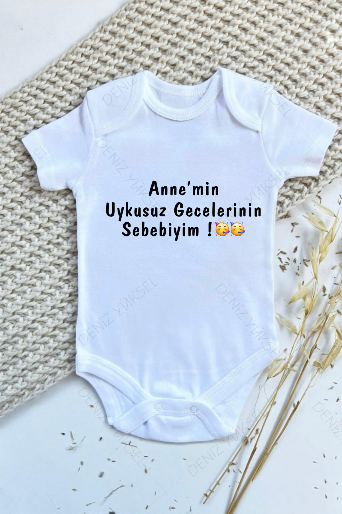 Annemin Uykusuz Gecelerinin Sahibiyim Body