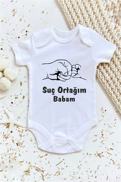 Suç Ortağım Babam Body