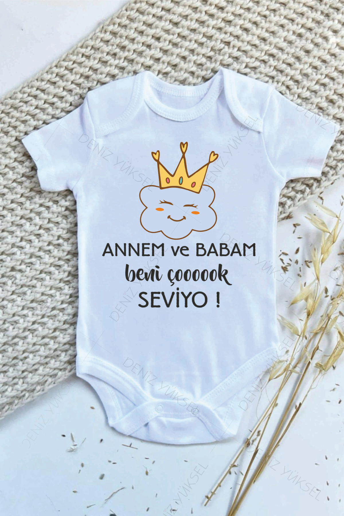 Annem Beni Çok Seviyor Body
