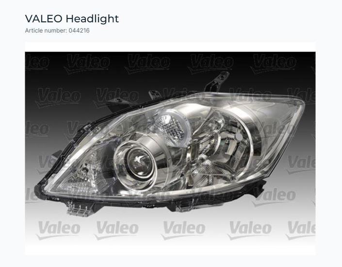 FAR+SİNYAL SAĞ TOYOTA AURİS RS 2010/03-