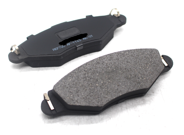 FREN BALATASI ÖN 206 1.4-1.6 09.98> 306 1.4-1.6  05.93>(KULAKLARI DELİKSİZ)