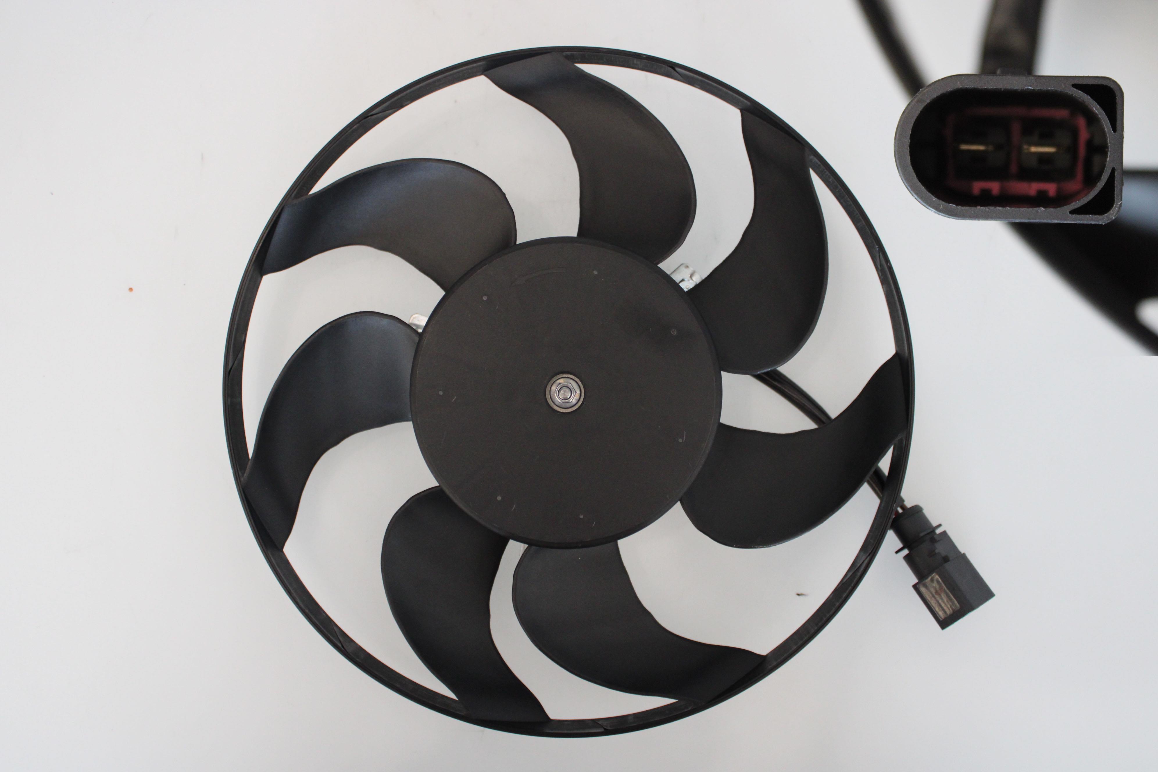 FAN MOTORU SAĞ GOLF V GOLF VI JETTA A3 LEON CADDY LEON (KABLOLU)