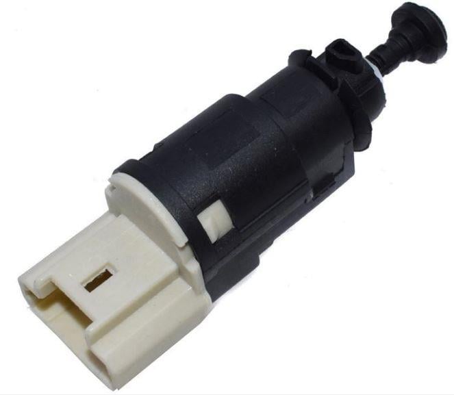 FREN MÜŞÜRÜ 4 PİN 8200276361 RENAULT LAGUNA CLIO LOGAN