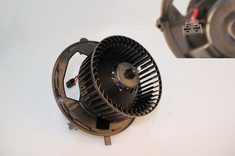 KALORİFER MOTORU OCTAVIA III SUPERB III GOLF VII PASSAT TIGUAN T-ROC TT ATECA KAROQ KODIAQ (KABLOLU)