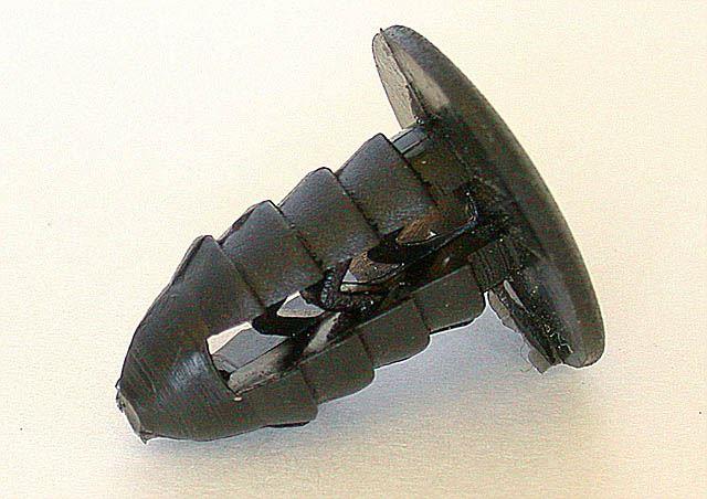 KAPI DÖSEME KLİPSİ SİYAH SERCE