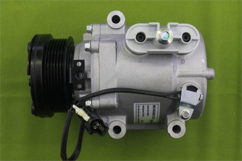 KLİMA KOMPRESÖRÜ FIESTA V FUS 1.4 TDCI MAZDA 2 1.4 OE 