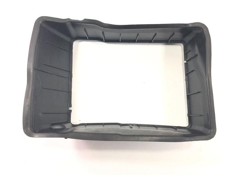 RADYATÖR ÇERÇEVESİ İNTERCOOL RENAULT MEGANE IV