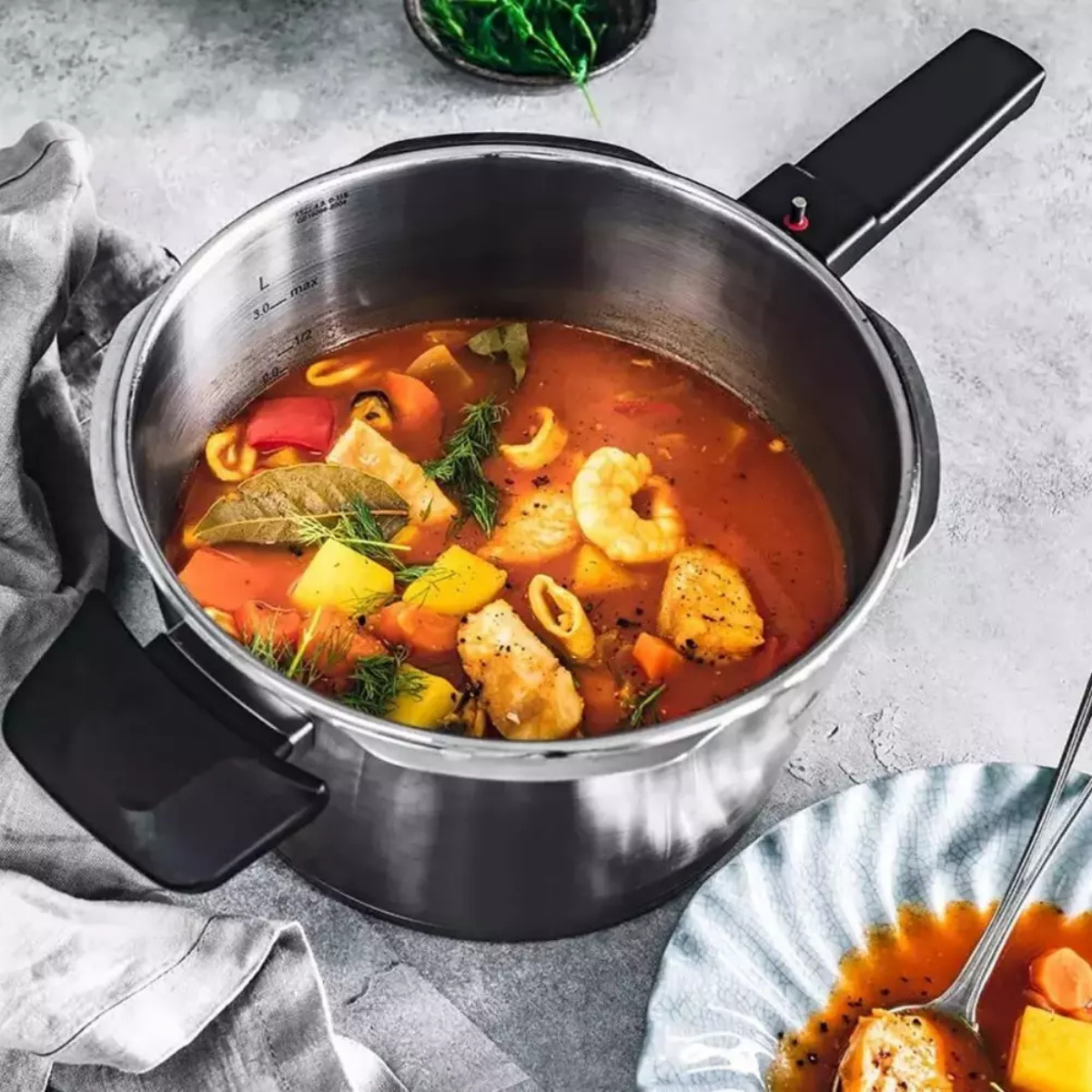 FISSLER VITAQUICK PREMIUM DÜDÜKLÜ TENCERE 6,0L