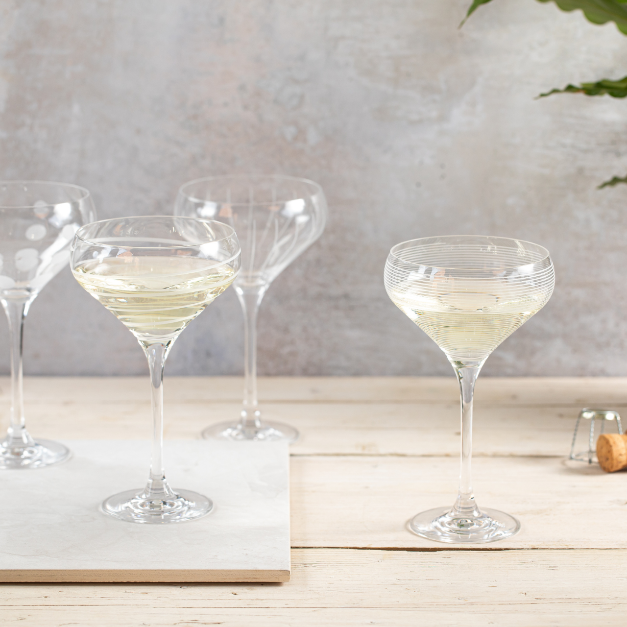 Mikasa C000213 Cheers 4lü Martini Bardağı Seti