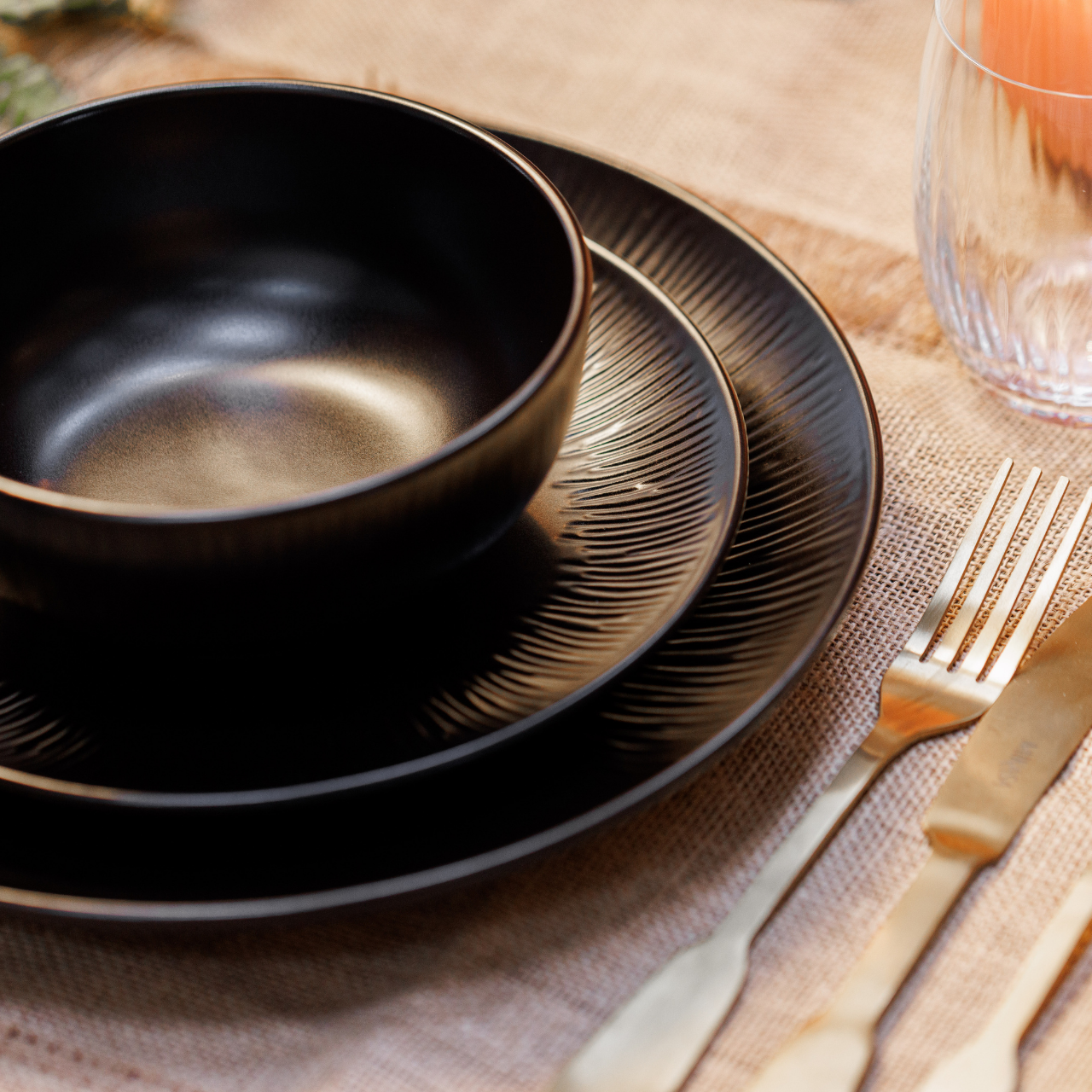 Mikasa MKJDMNIGHT12PC Jardin Midnight 12 Parça Stoneware Yemek Takımı