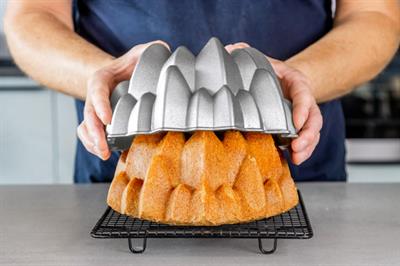 MasterClass MCBUNTPEAK Dökme Alüminyum Dekoratif Kek Kalıbı 24.5cm/9