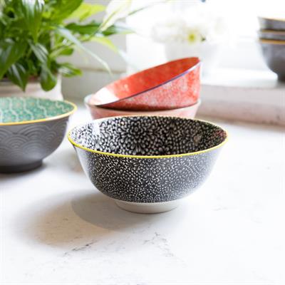 Mikasa KCBOWL15 Glazed Sırlı Seramik Kase Siyah Çiçek Desenli