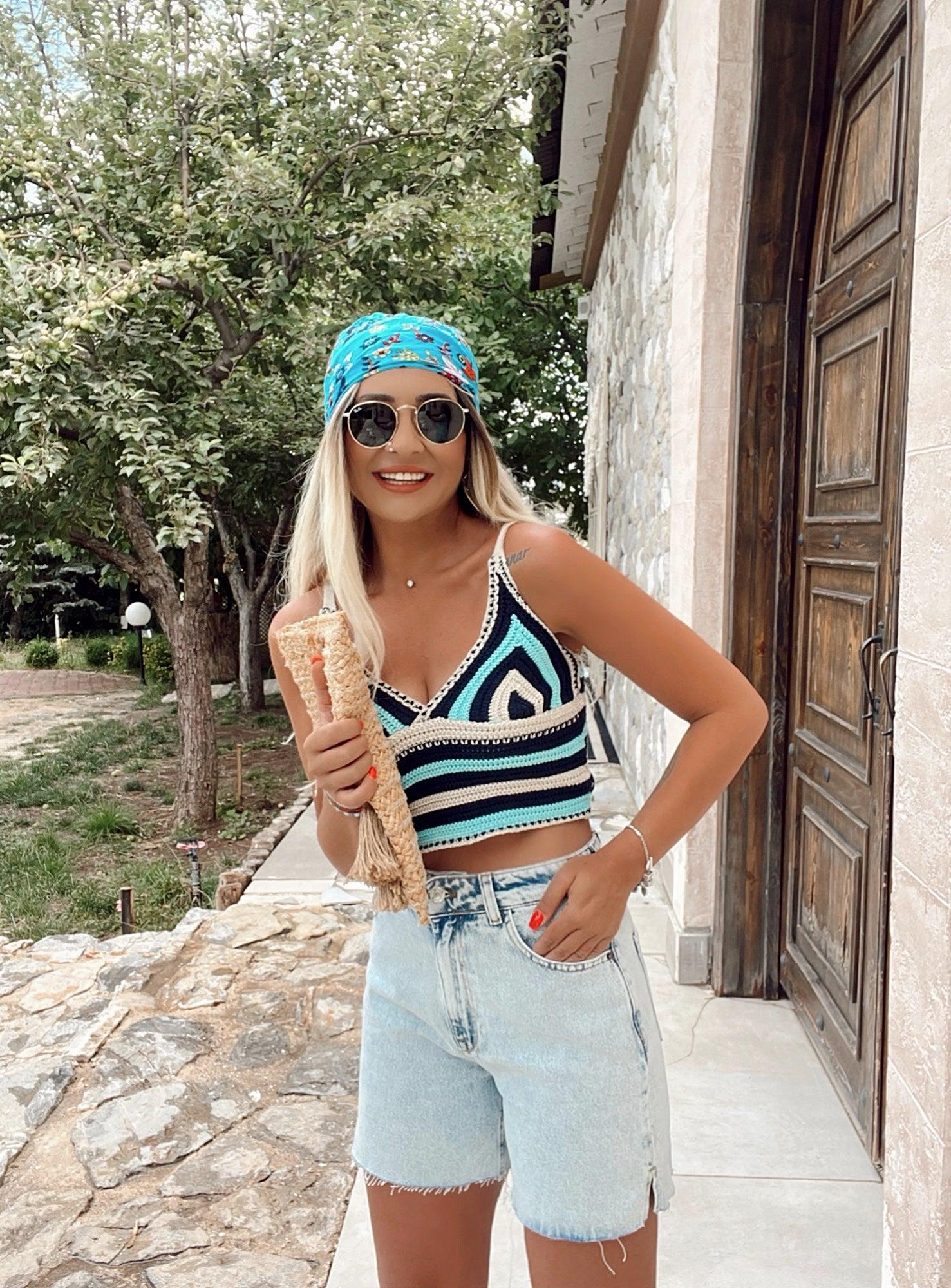 Tığ İşi Örme Mavi Triko Crop