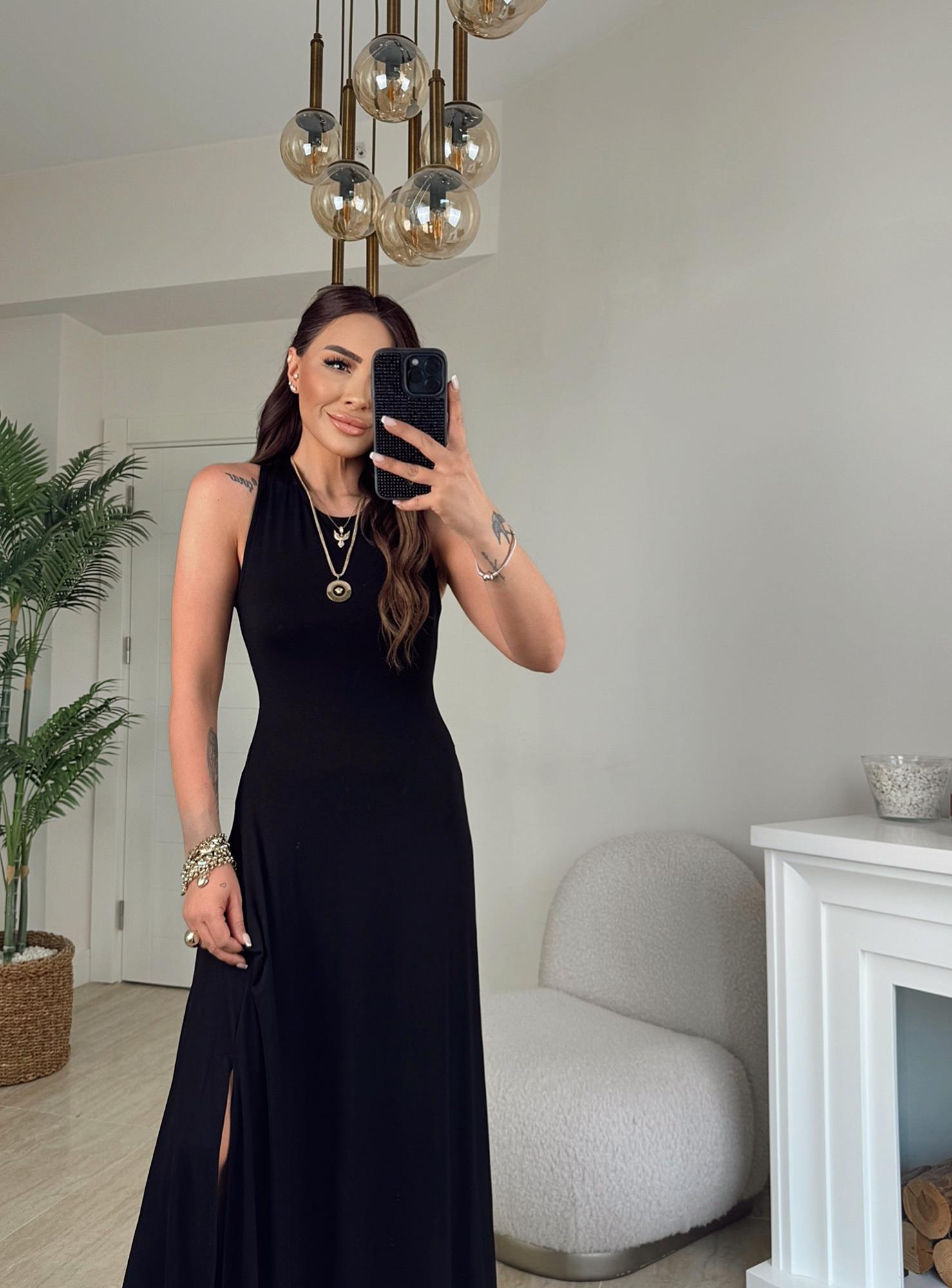 Çapraz Sırt Detay Halter Yaka Midi Elbise
