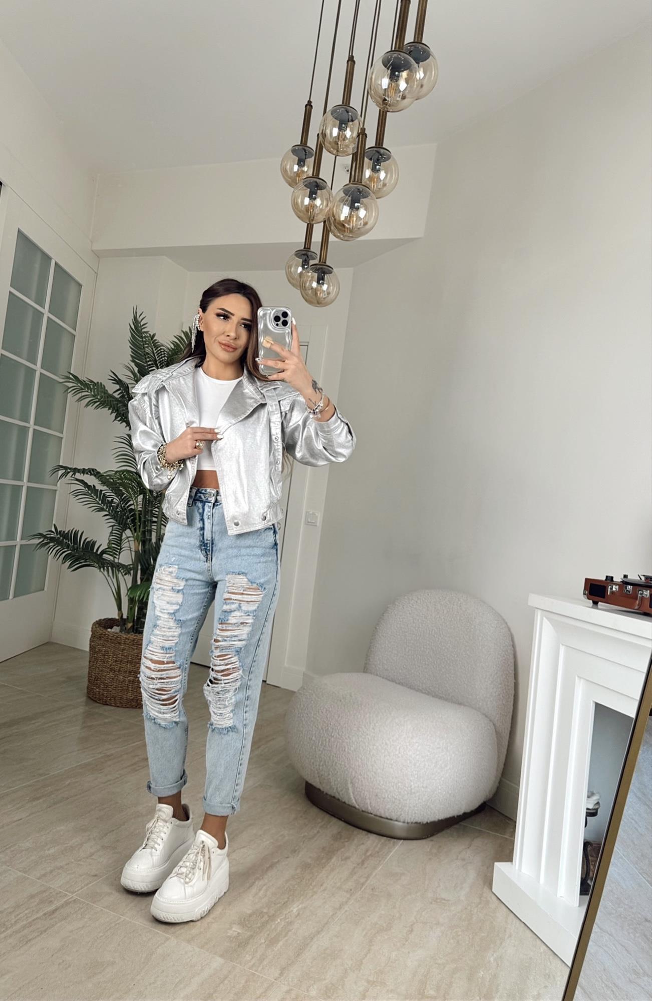 Çok Yırtıklı Buz Mavi Mom Jean