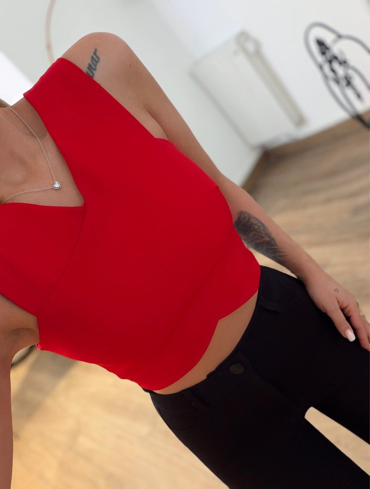 Crep Kumaş Kırmızı Crop