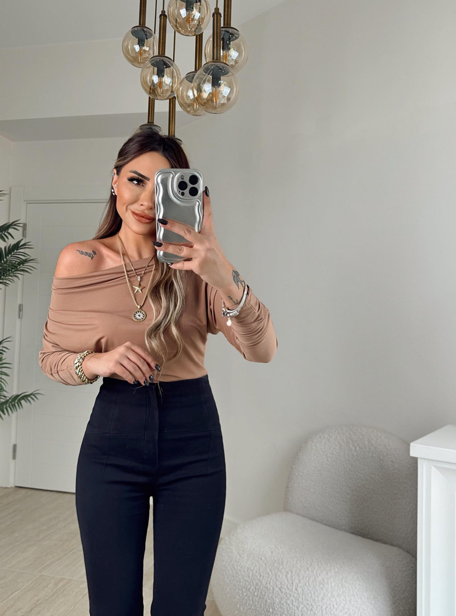 Düşük Omuz Yarasa Model Sandy Taba Badi