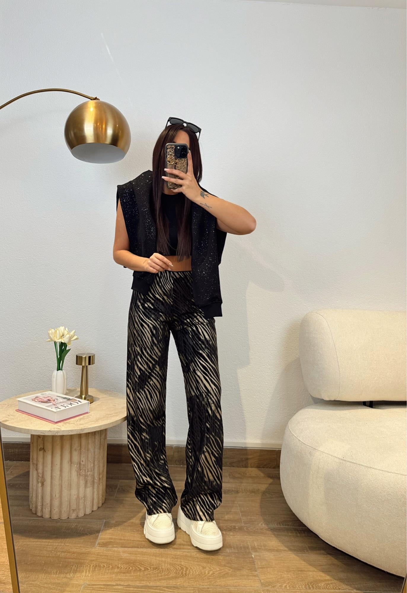 Kadife Gold Desenli Rahat Pantolon