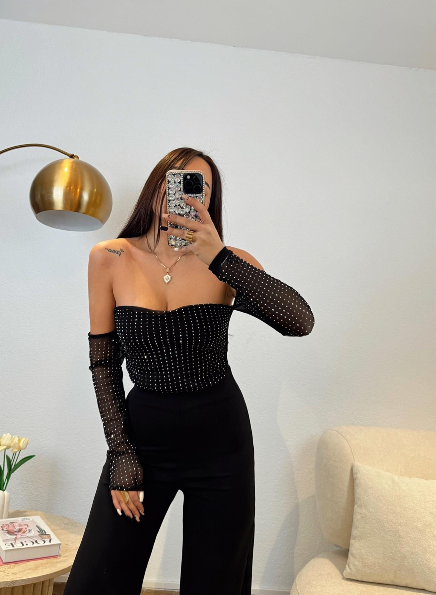 Kalp Yaka Taşlı Tül Crop
