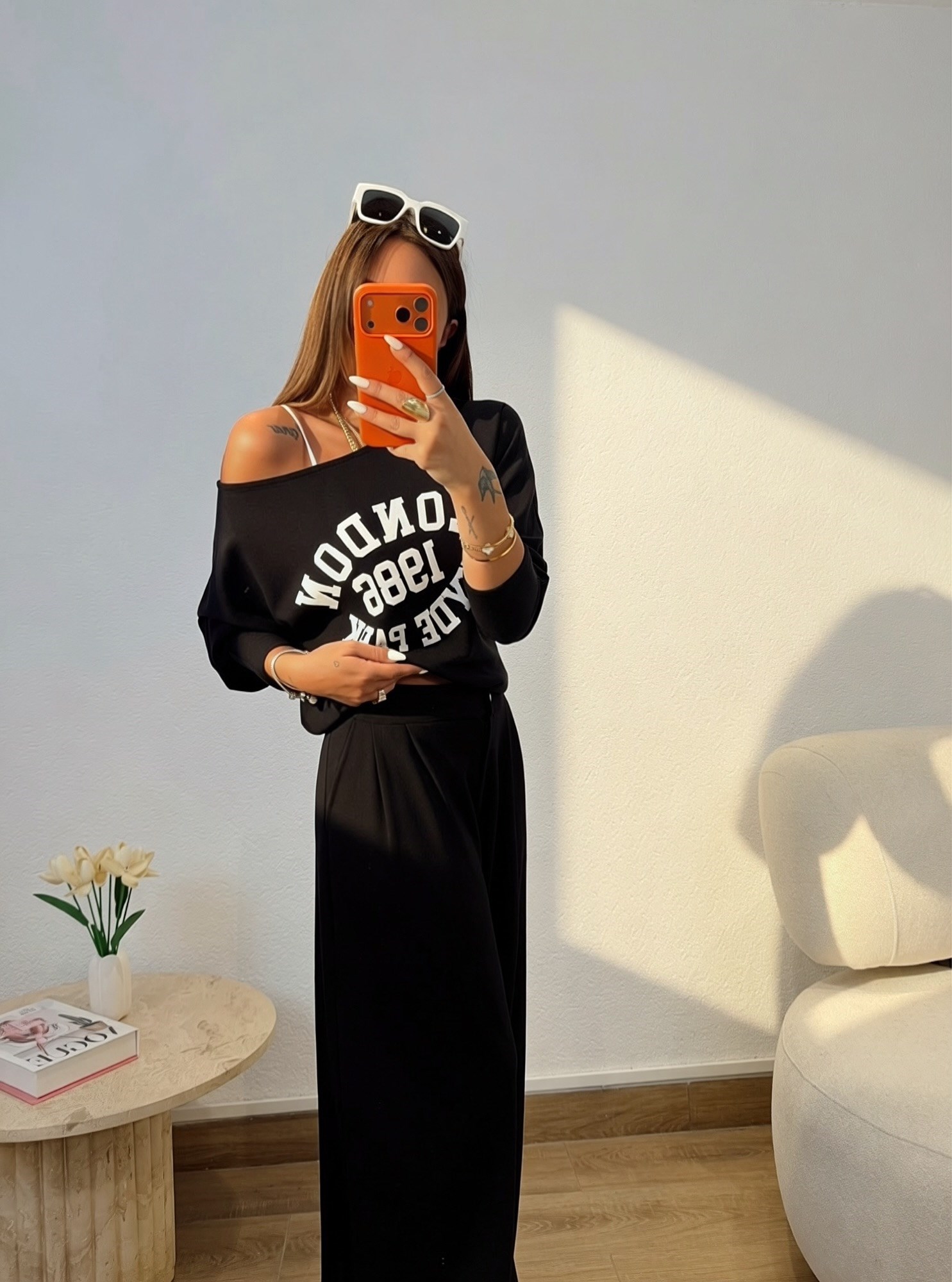 London Düşük Omuz Modal Siyah Sweatshirt