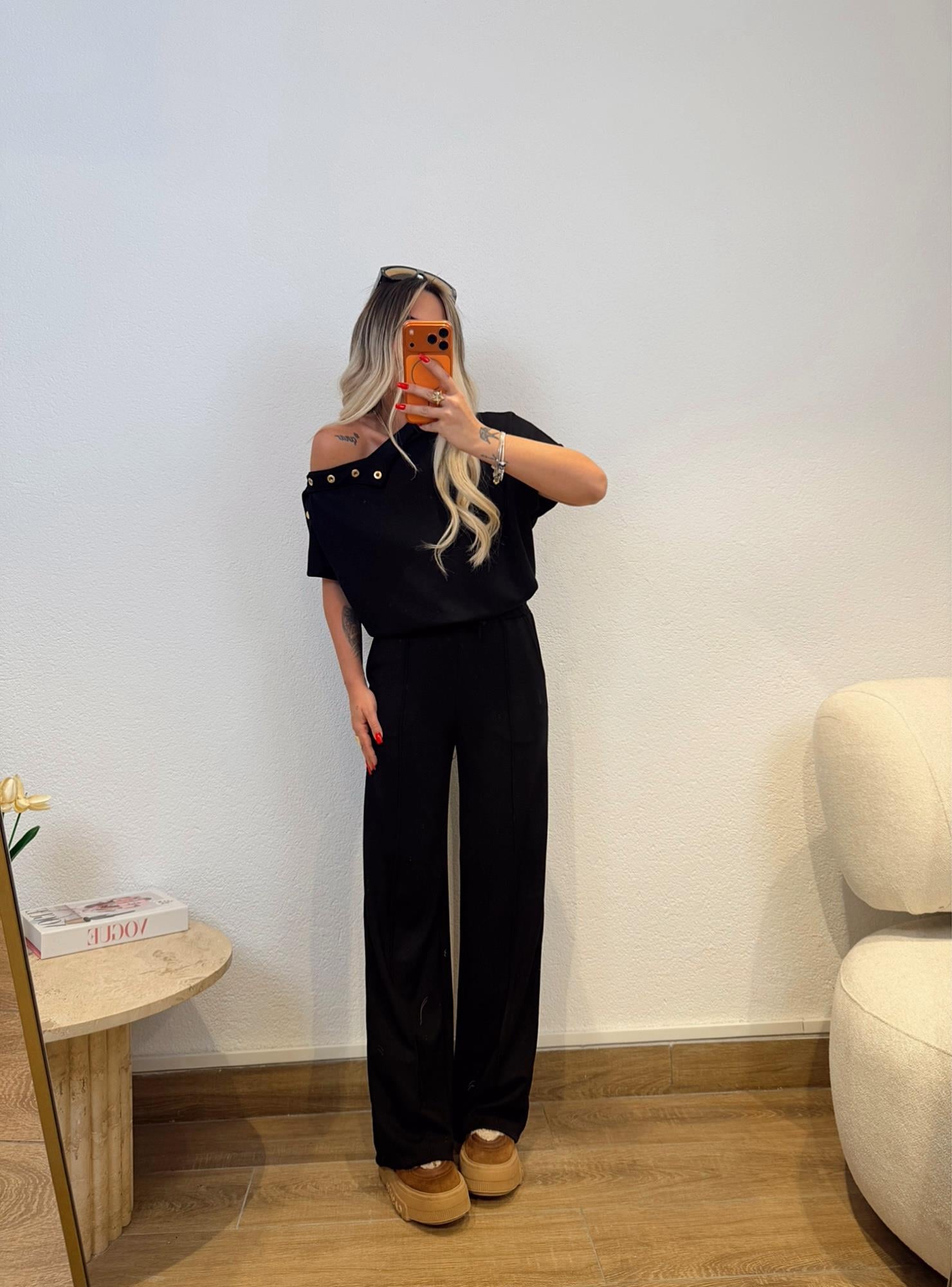 NW Model Omuz Düğme Detay Siyah Takım