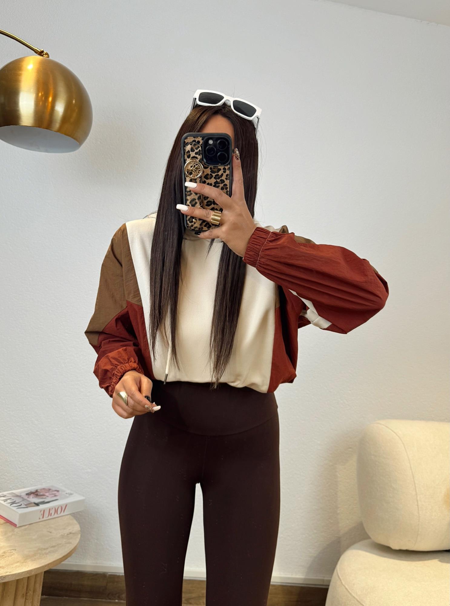 Paraşüt Kol Detay Üç Renk Sweatshirt