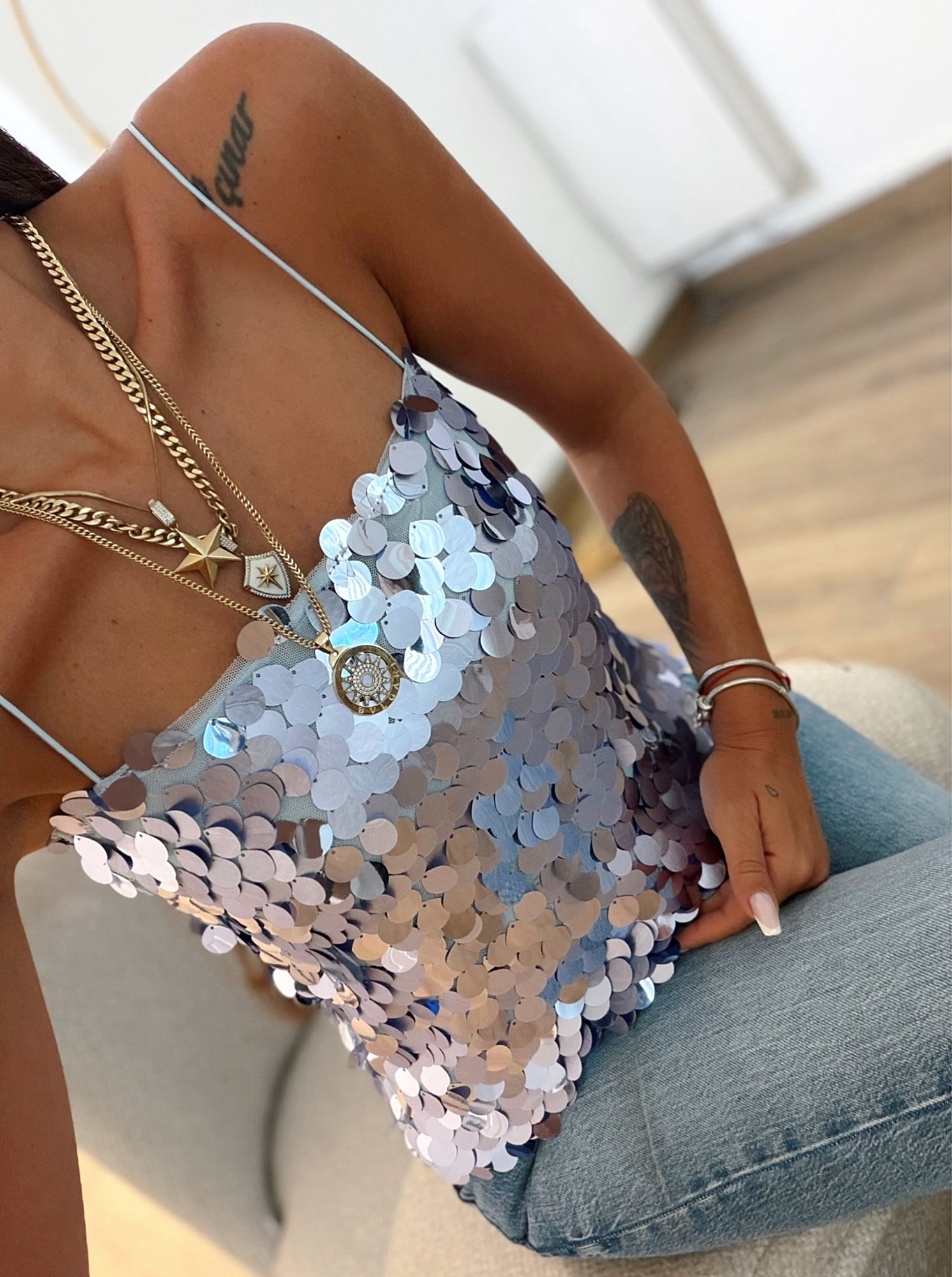 Premium Lastik Askılı Mavi İri Payetli Bluz
