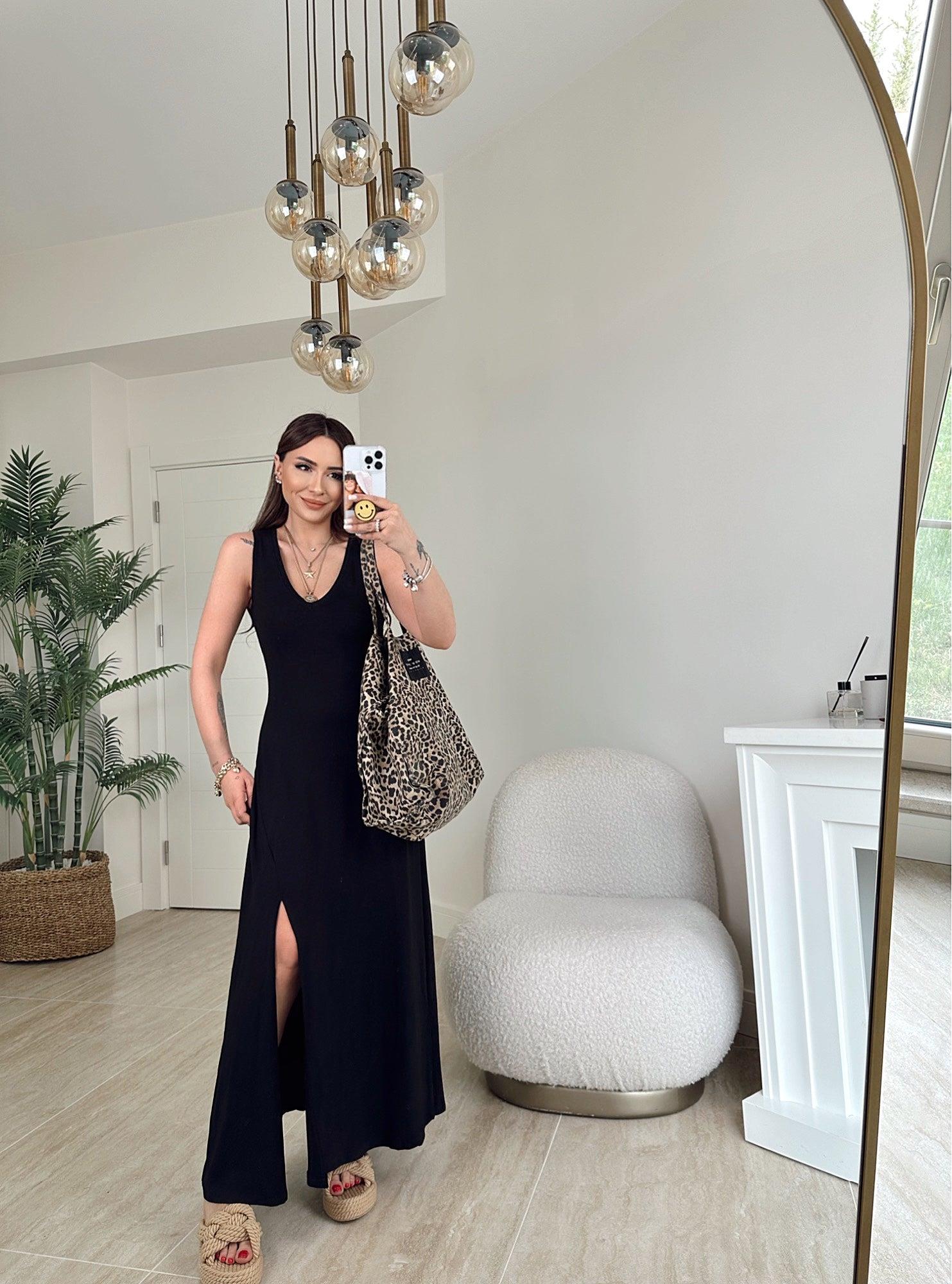 V Yaka Tek Yanı Yırtmaçlı Maxi Elbise