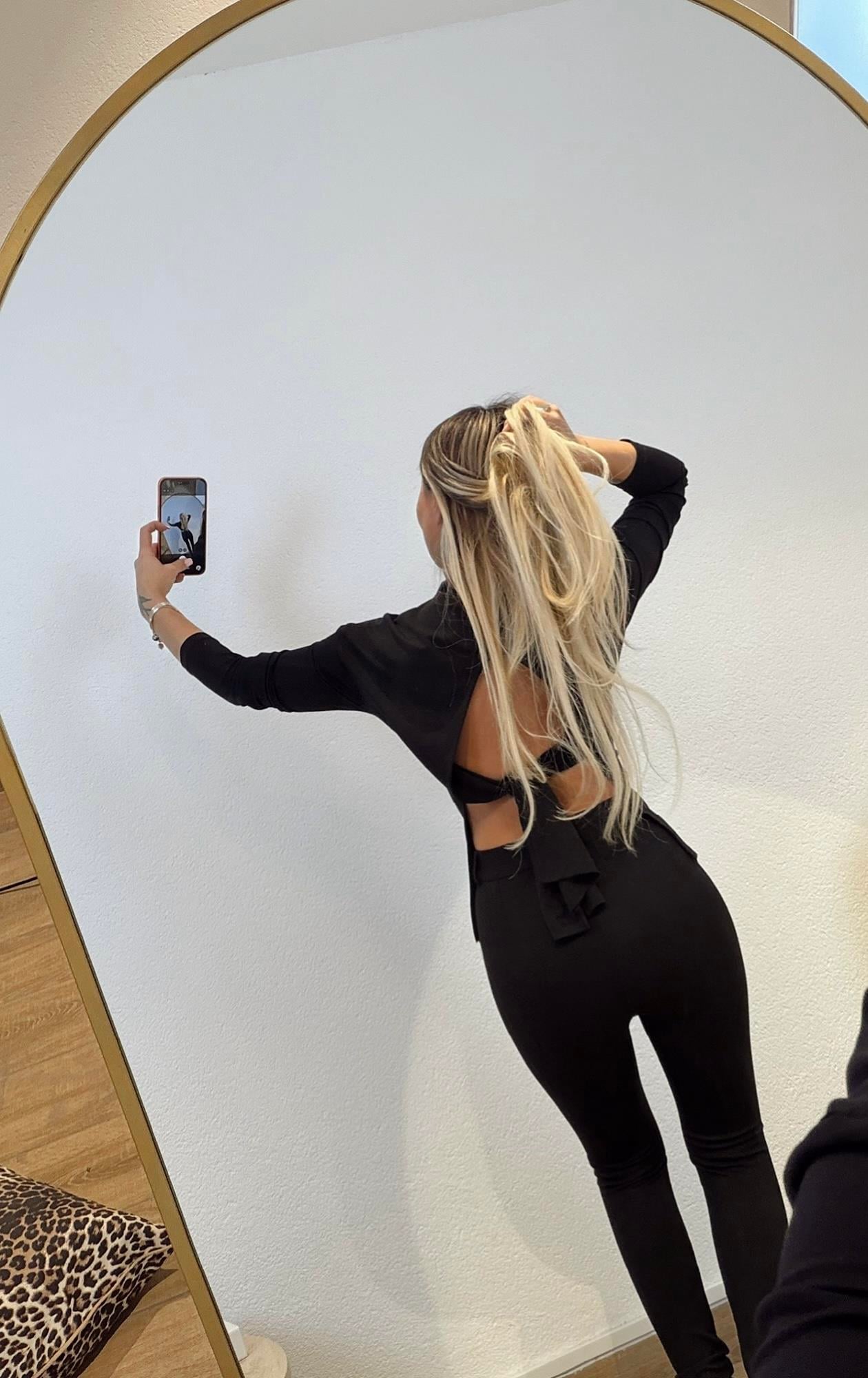 Yarım Balıkçı Sırt Dekolteli Modal Siyah Bluz