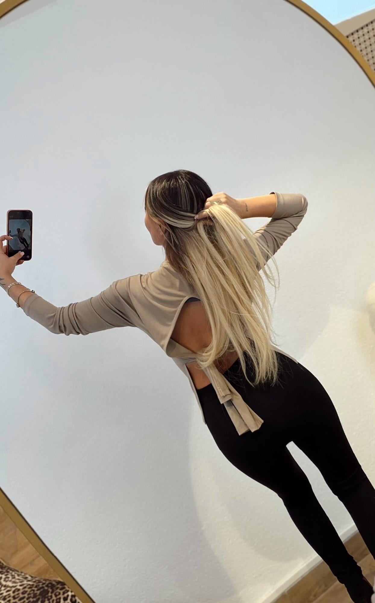 Yarım Balıkçı Sırt Dekolteli Modal Vizon Bluz